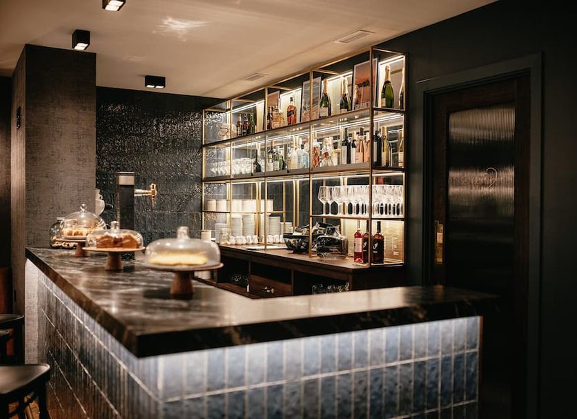 Bar Photo