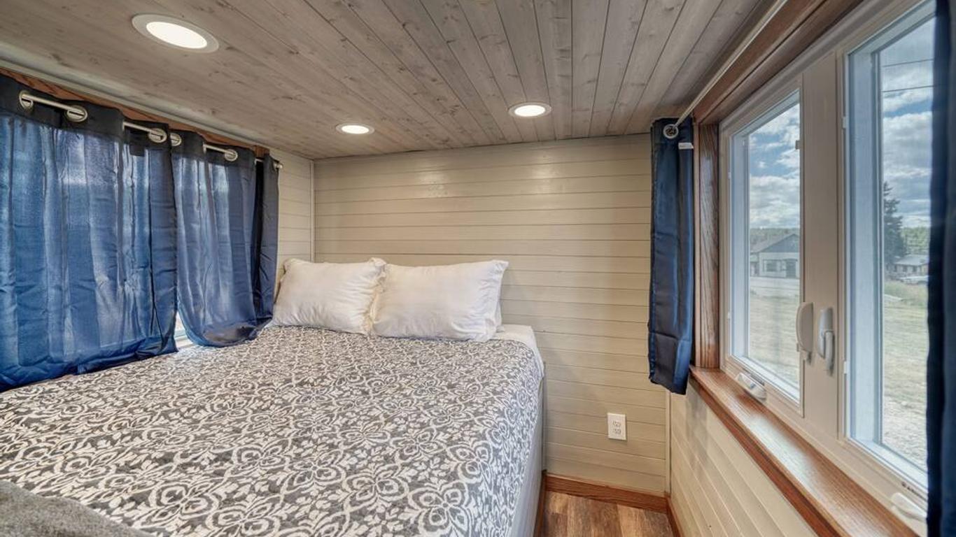 Tiny House Lilly in downtown Leadville & pet friendly