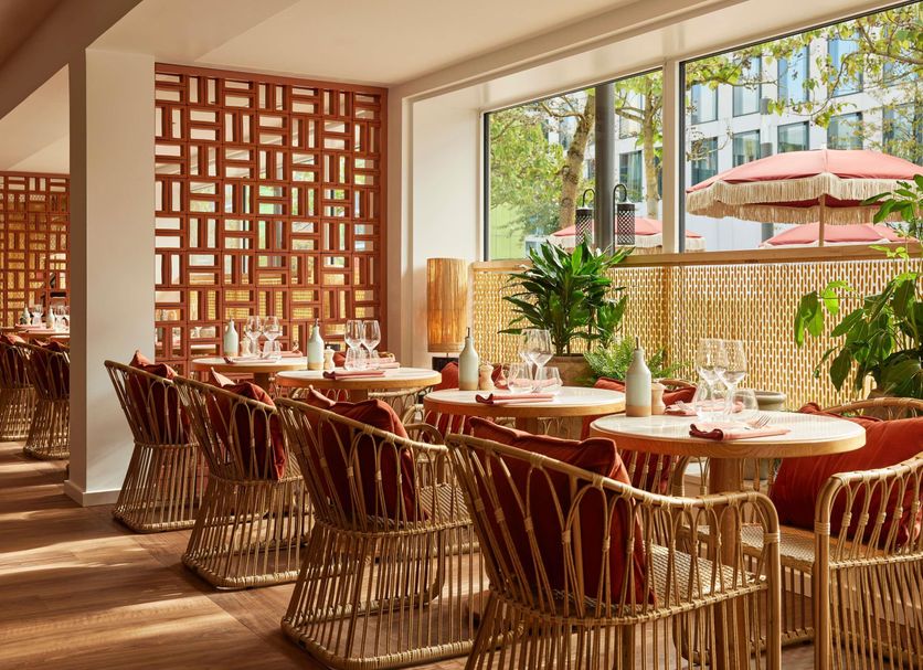 Restaurant Photo