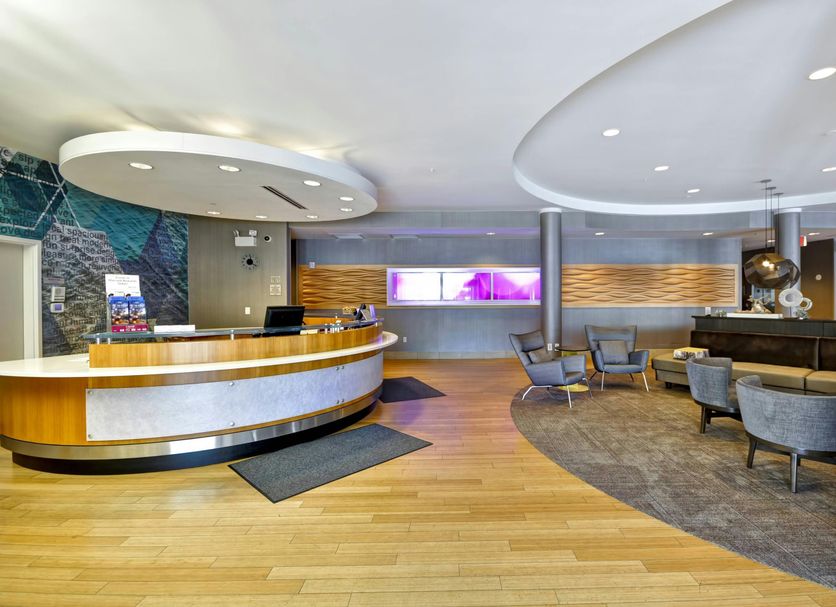 Front desk Photo