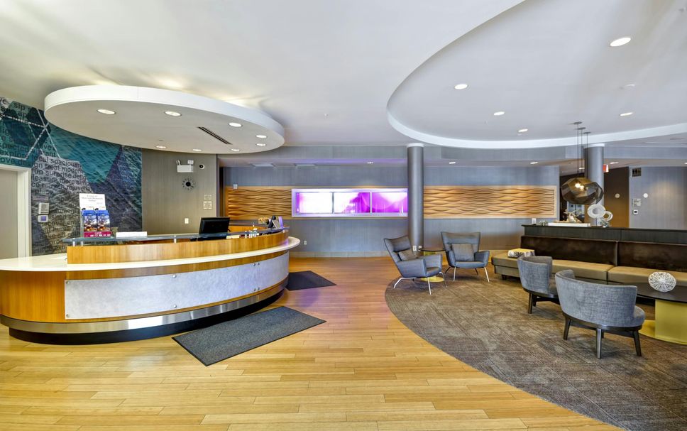 Front desk Photo