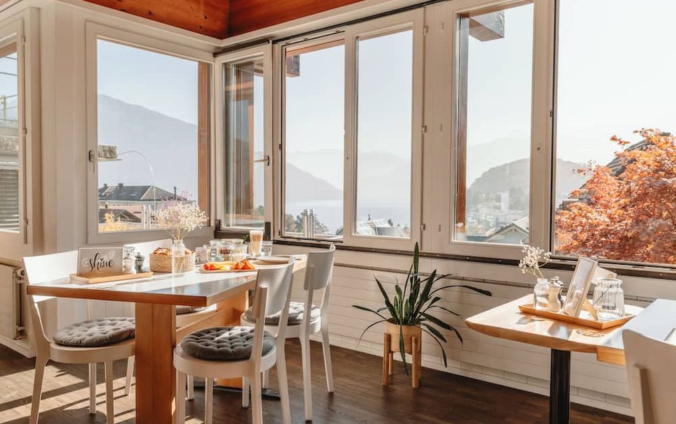 Dining room Photo