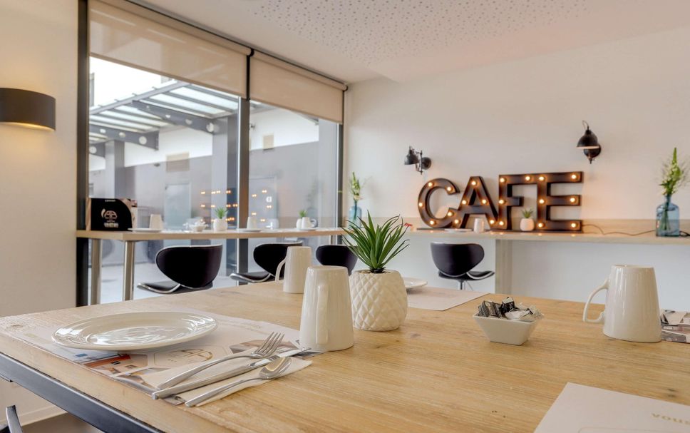 Dining room Photo