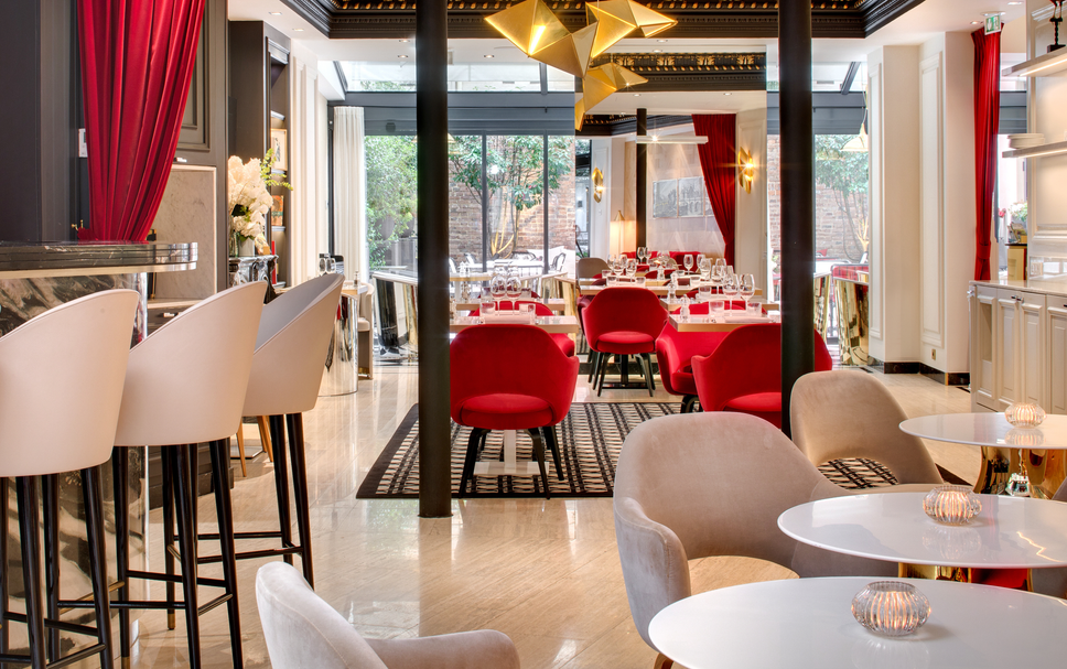 Restaurant Photo