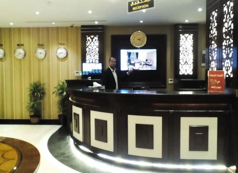 Front desk Photo