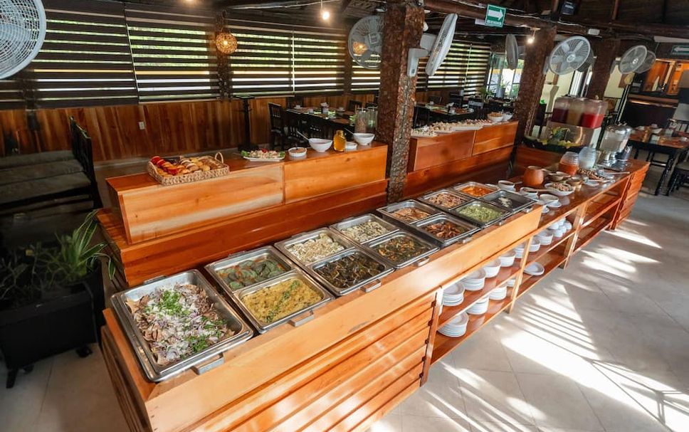 Buffet Photo