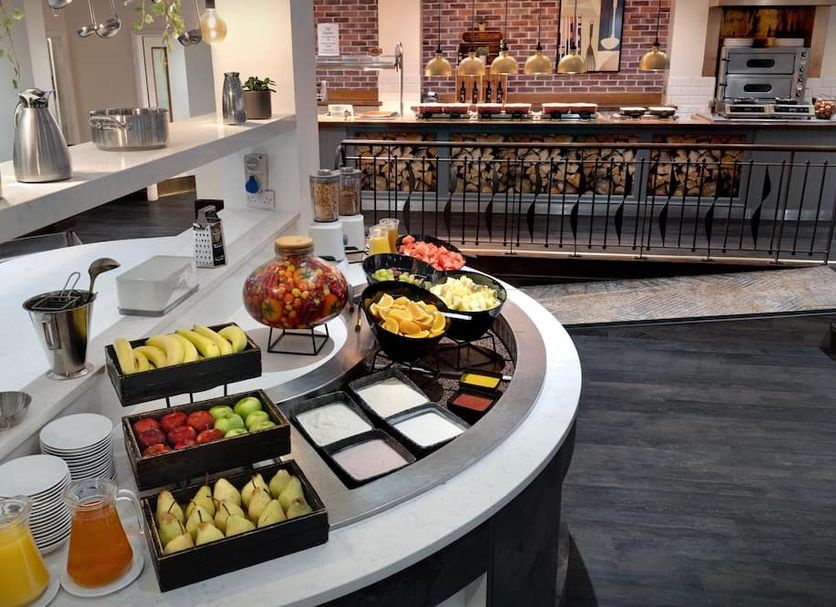 Buffet Photo