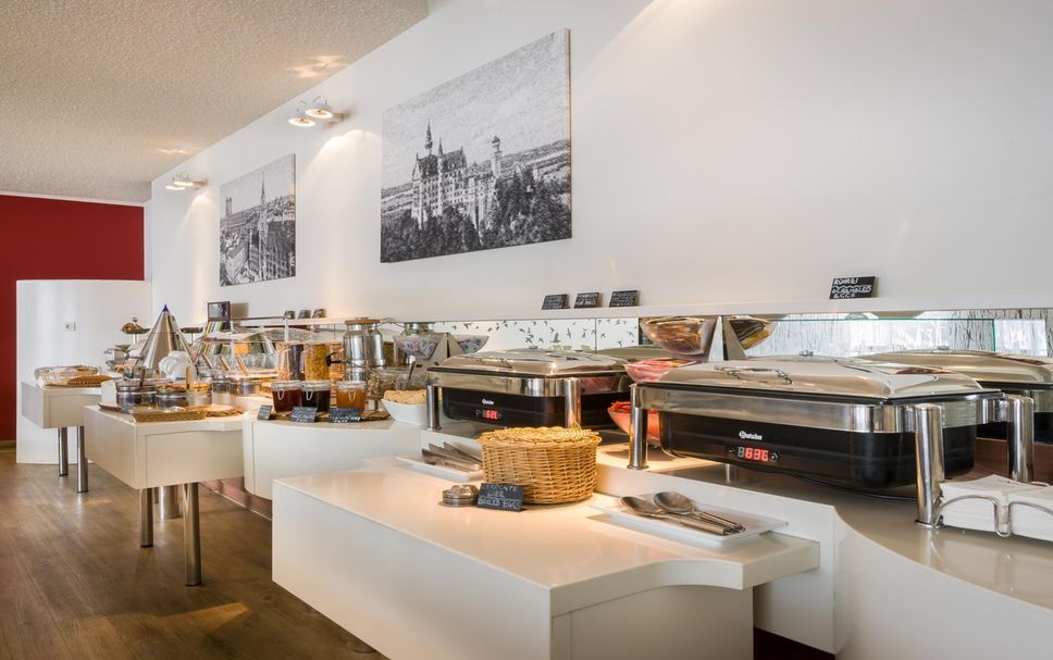 Buffet Photo