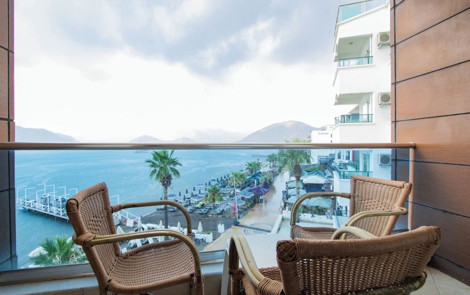 Balcony Photo