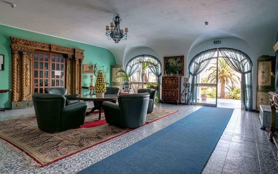Lobby Photo