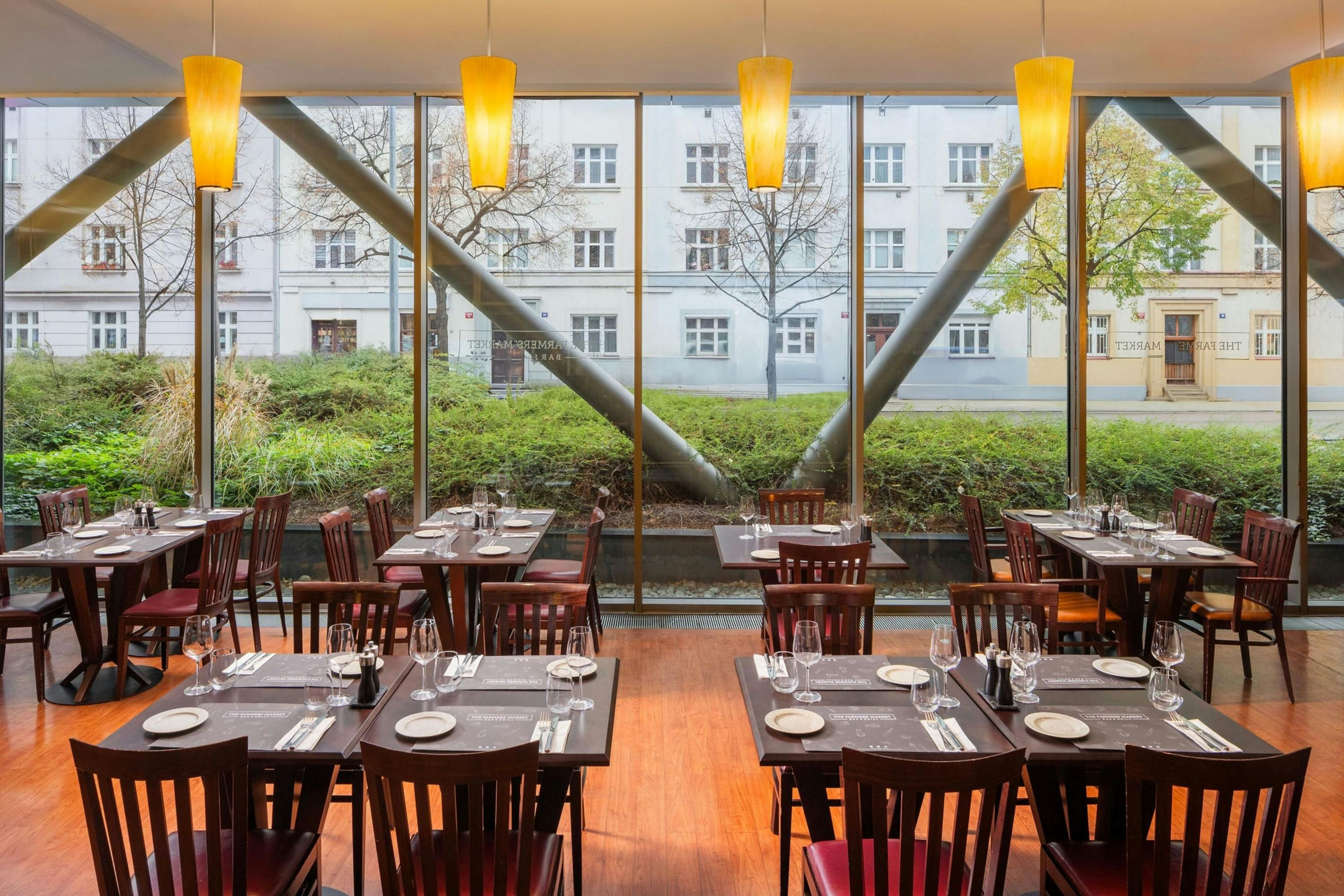 Restaurant Photo