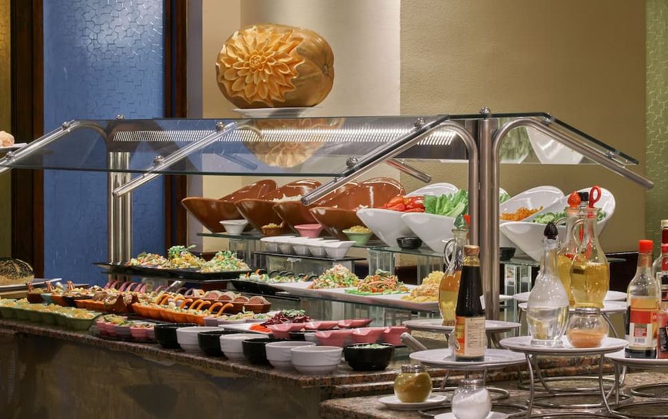 Buffet Photo