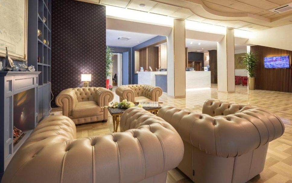 Lounge Photo