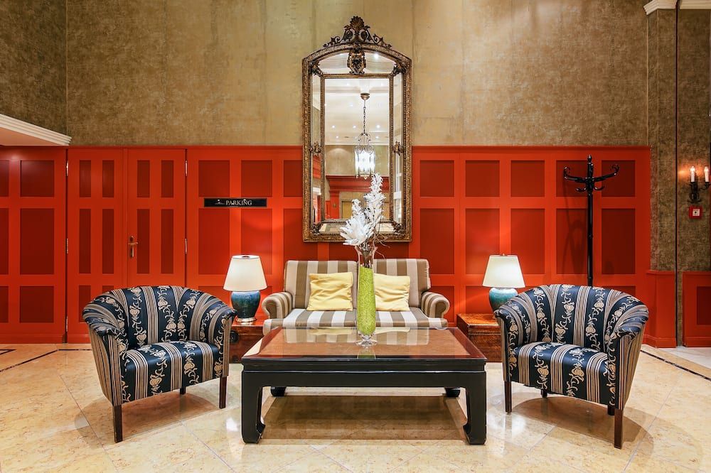 Lounge Photo