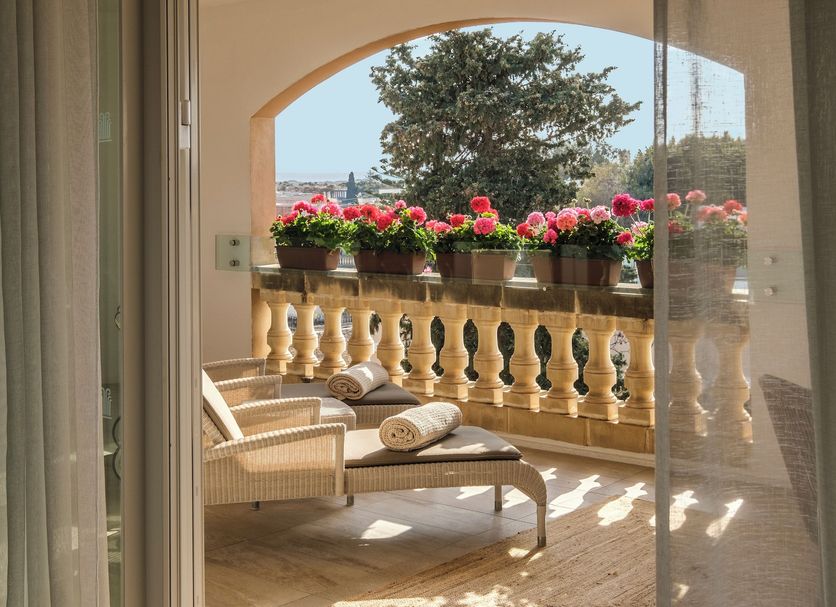 Balcony Photo
