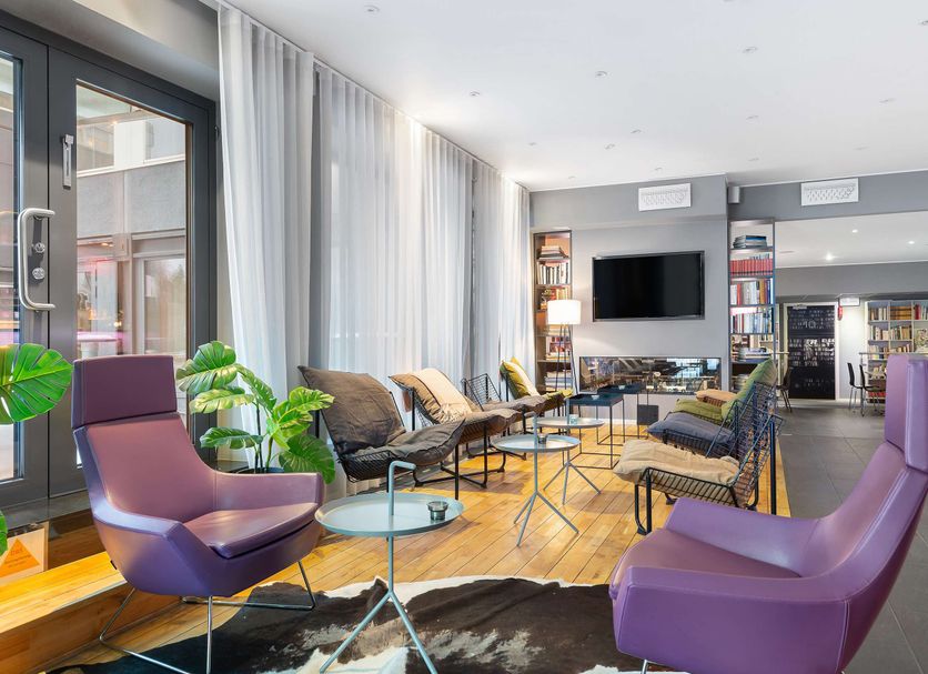Lounge Photo