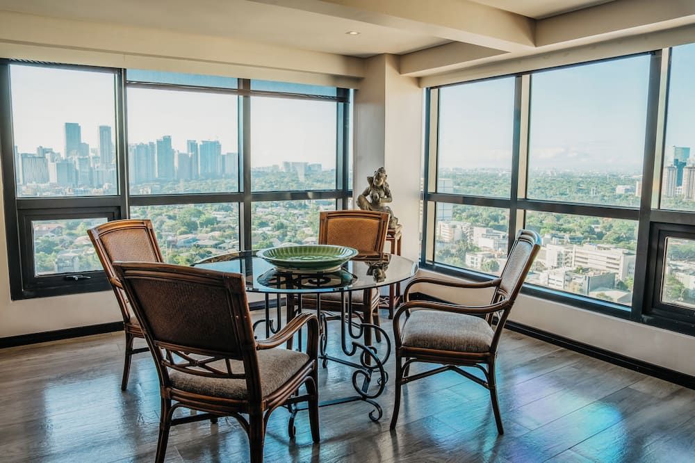 Dining room Photo