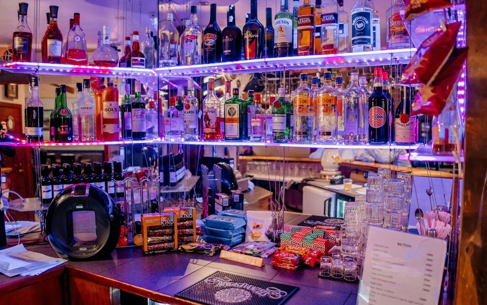 Bar Photo