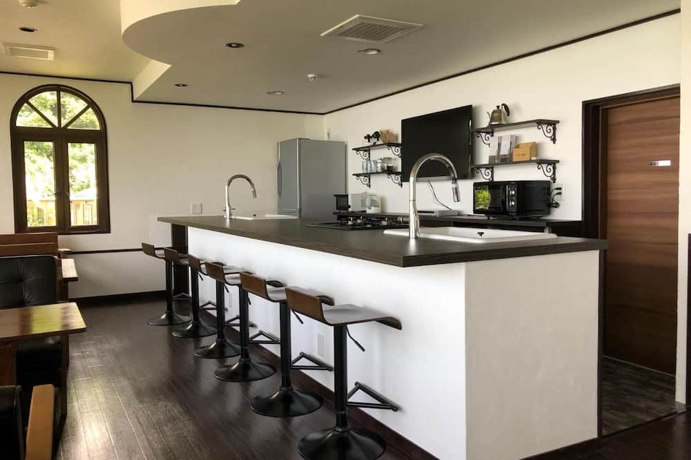 Kitchen Photo