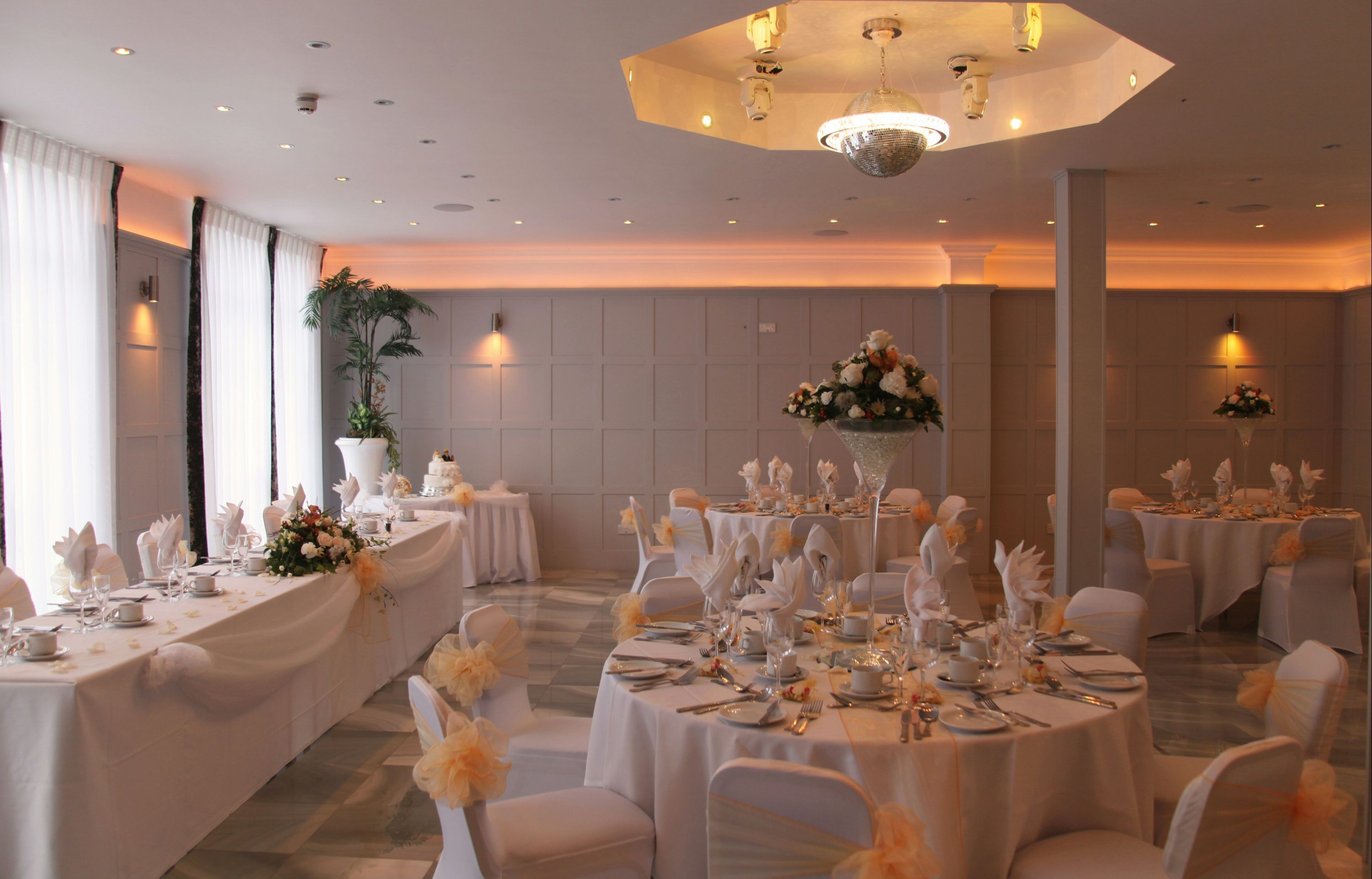 Banquet hall