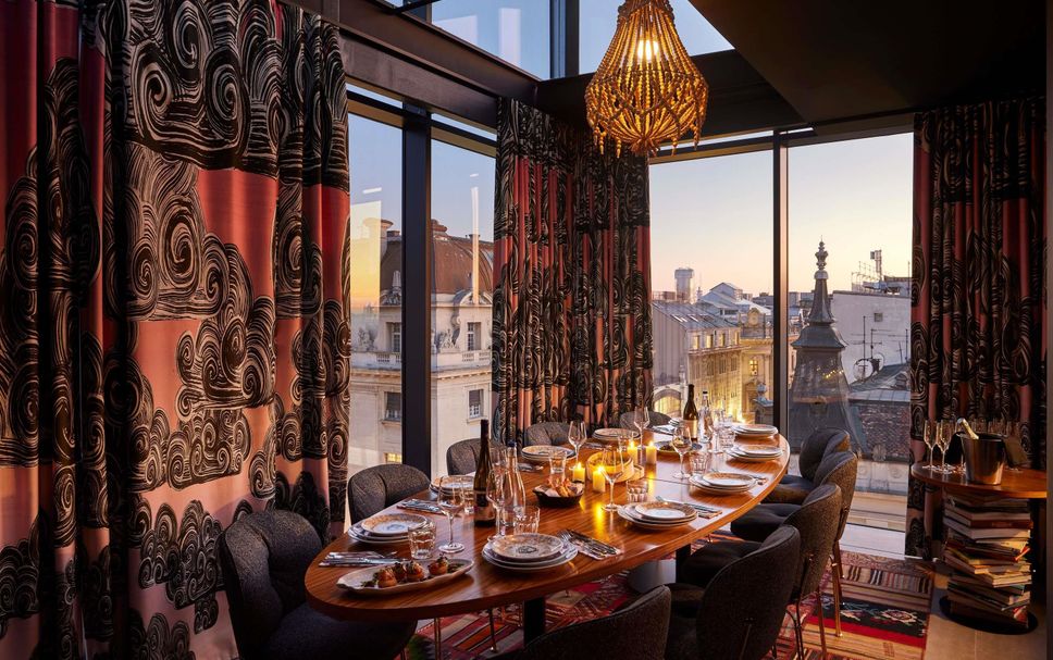 Restaurant Photo
