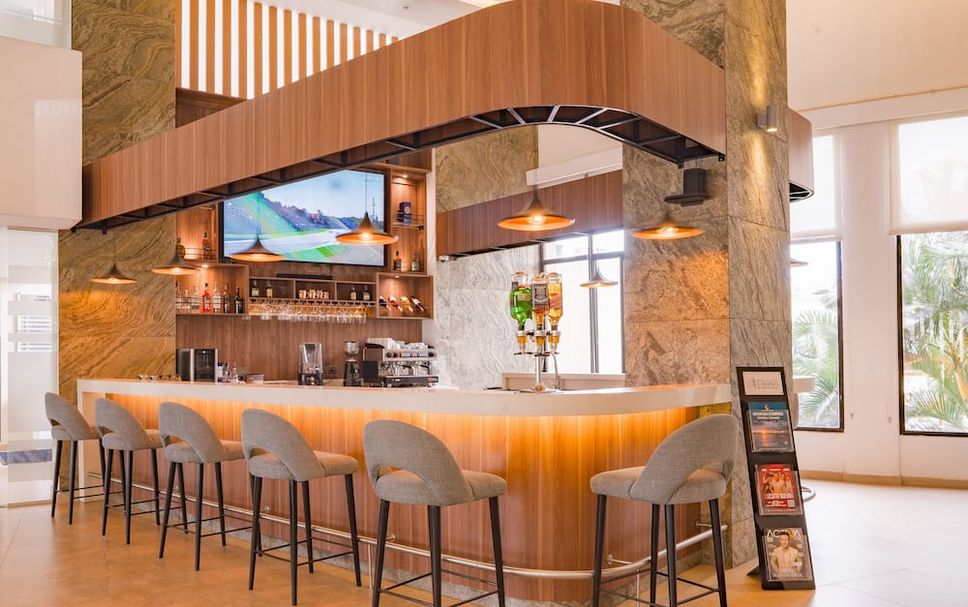Bar Photo