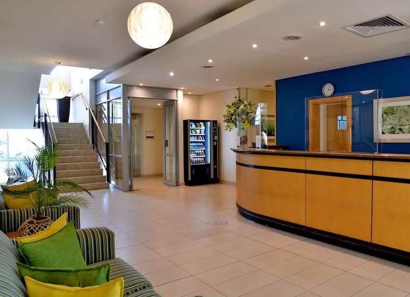 Front desk Photo