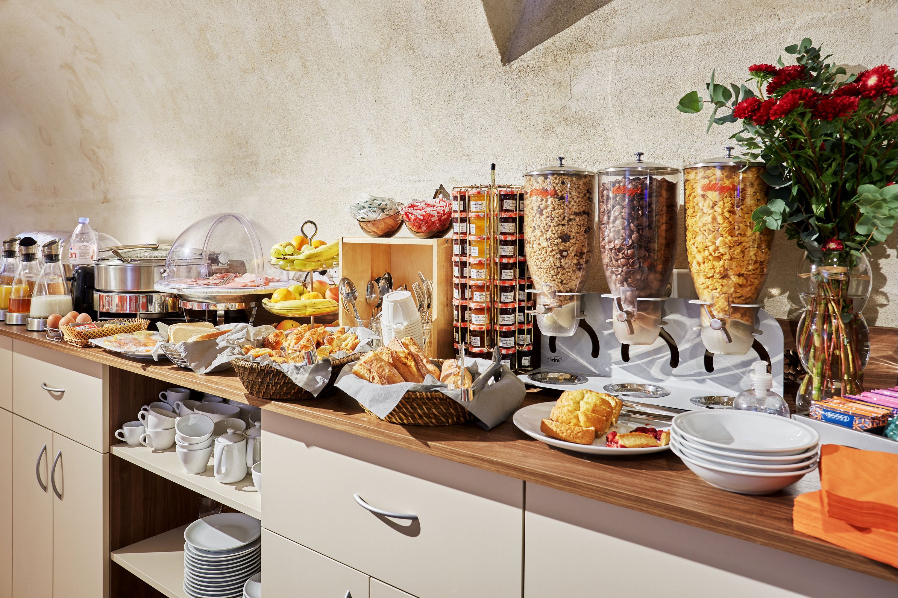 Buffet Photo
