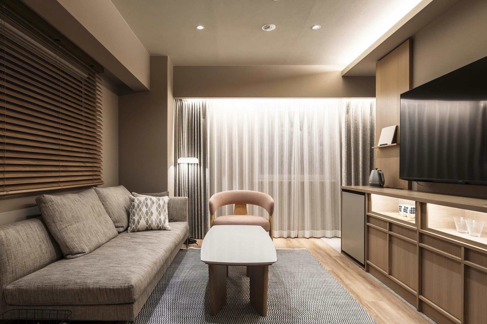 Room amenity