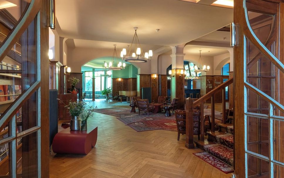 Lobby Photo