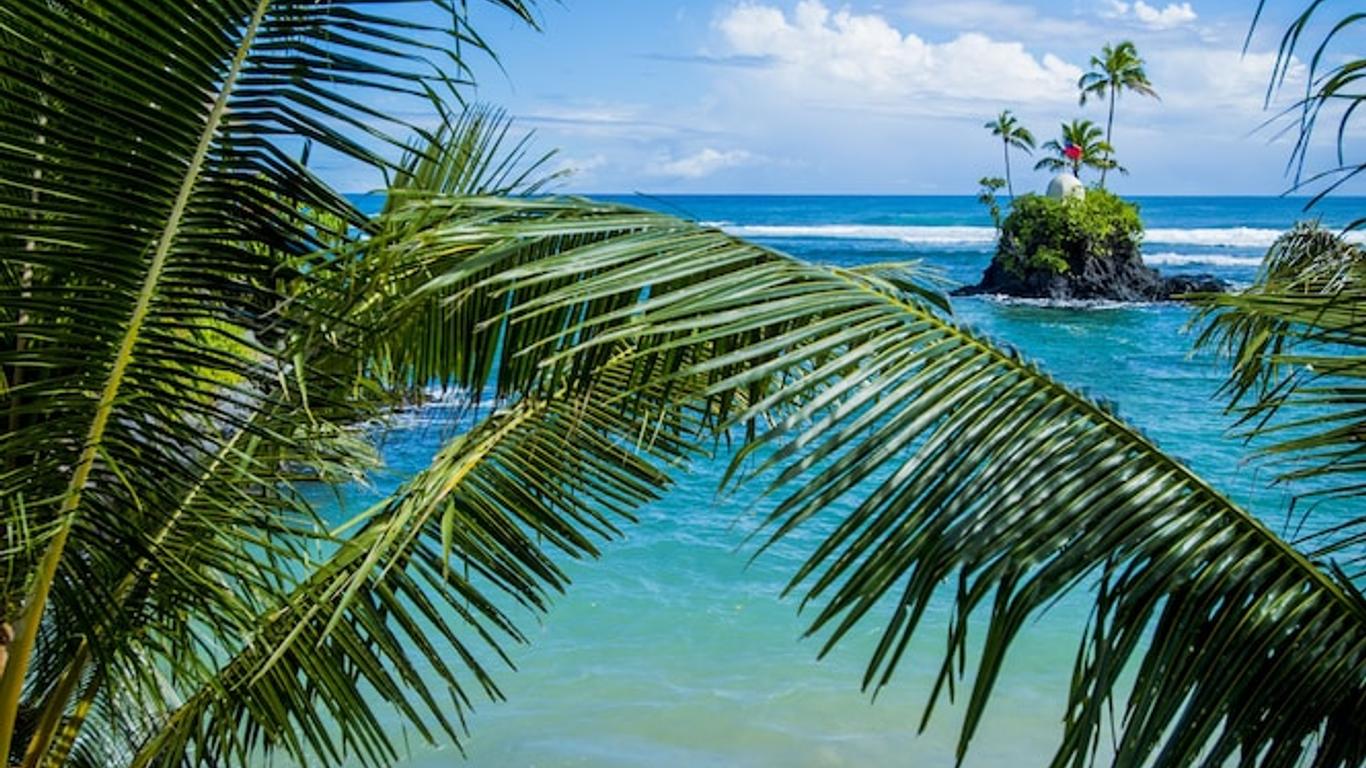 Seabreeze Resort Samoa - Exclusively for adults