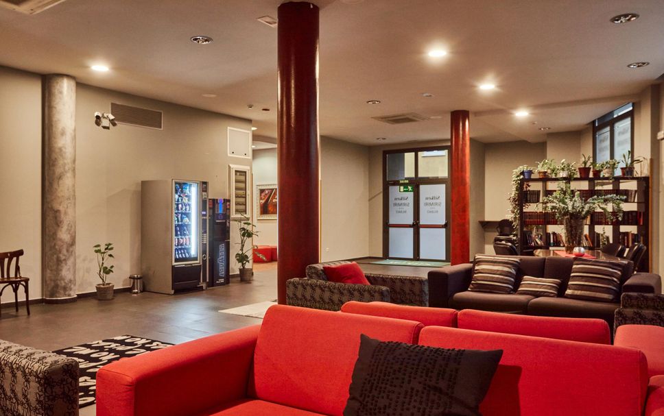 Lounge Photo