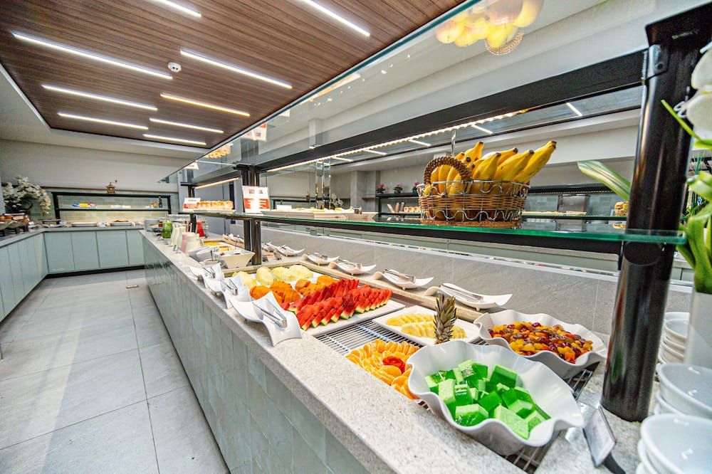 Buffet Photo