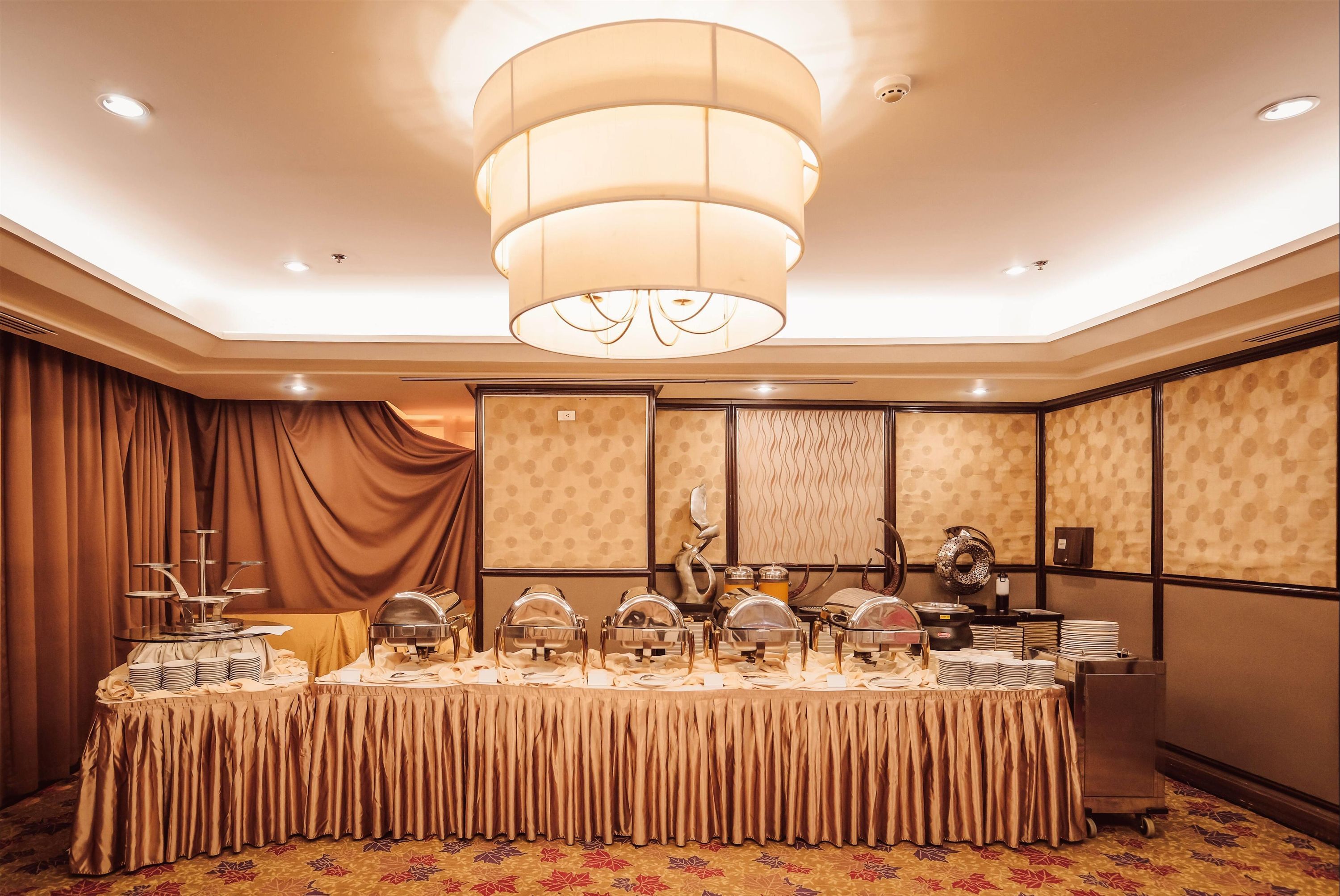 Banquet hall