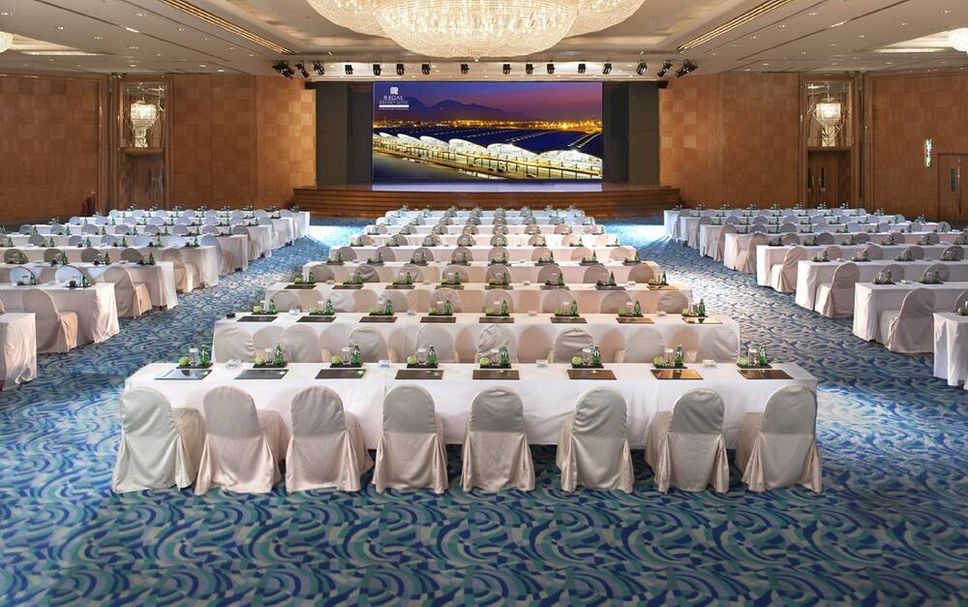 Banquet hall Photo
