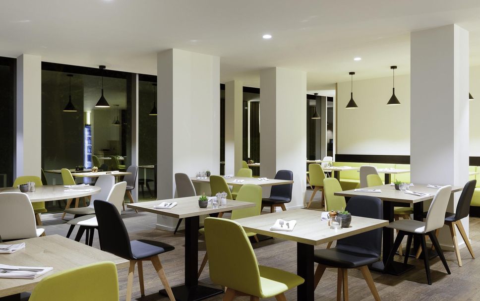 Dining room Photo