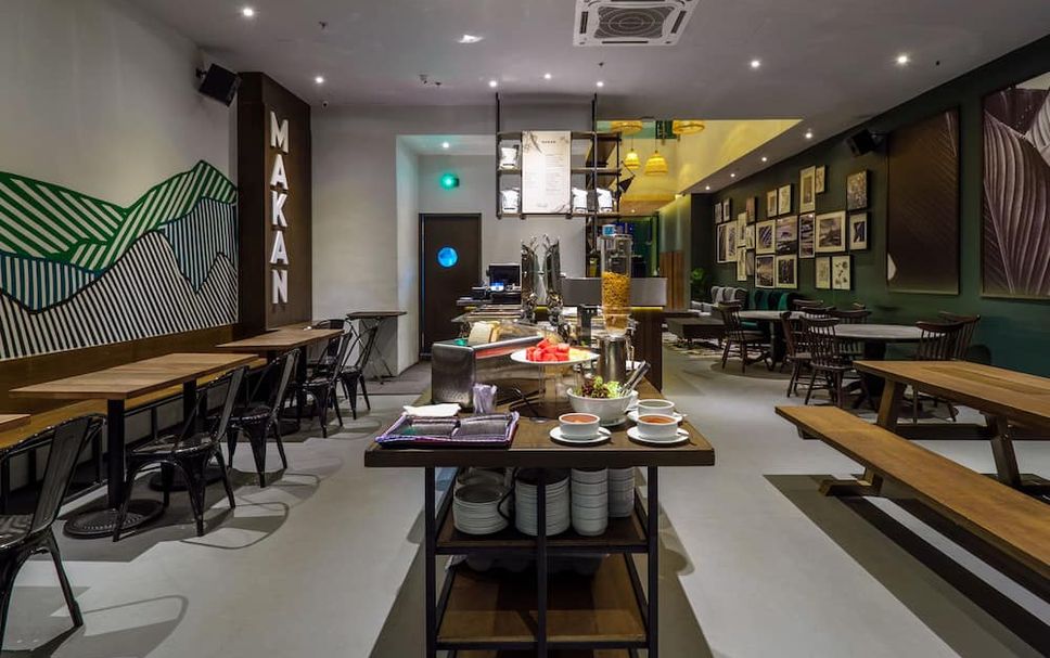 Restaurant Photo