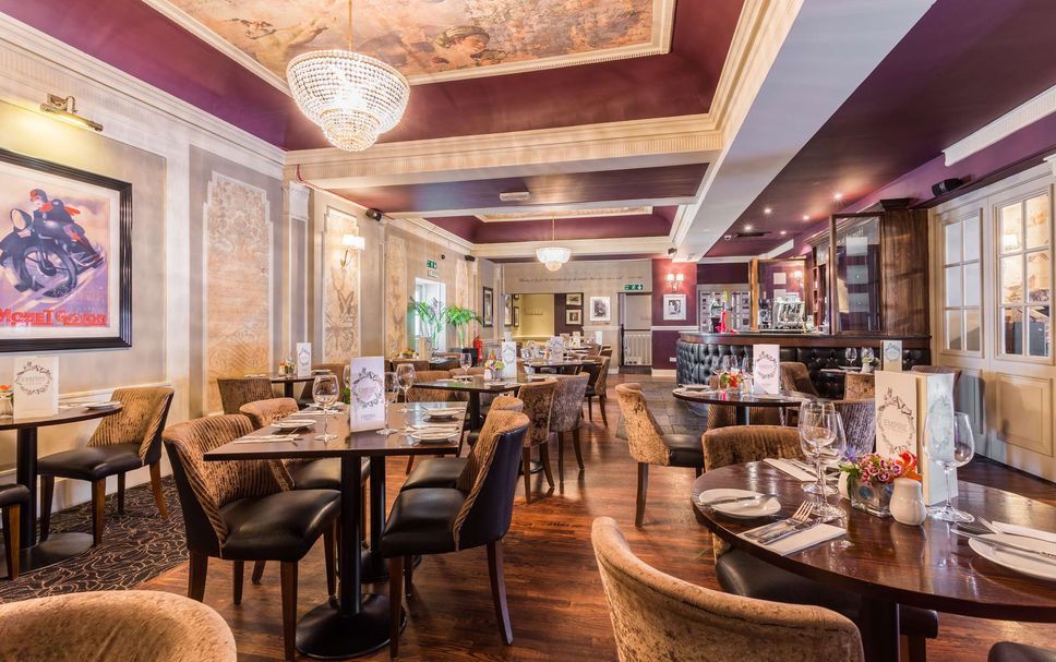 Restaurant Photo