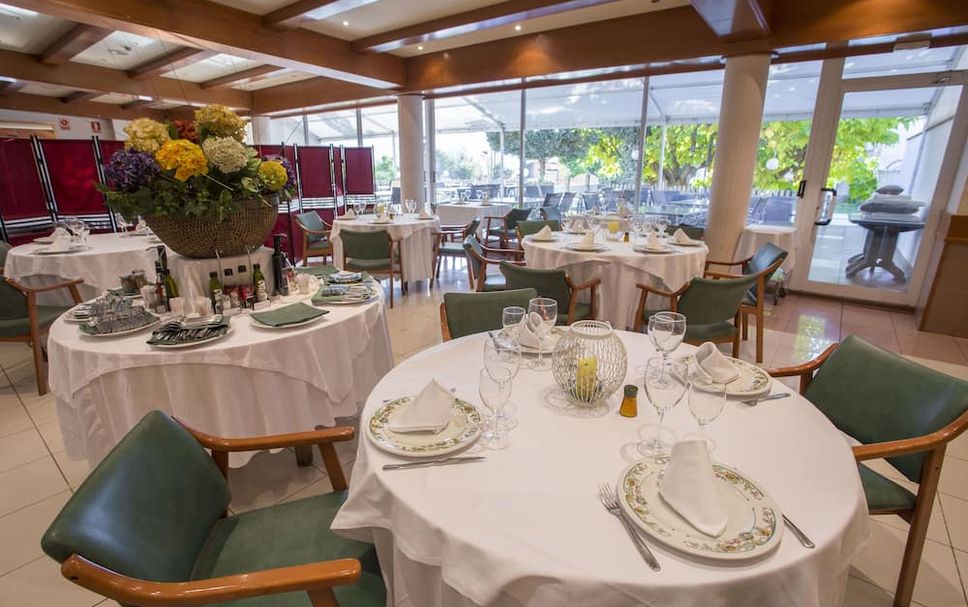 Banquet hall Photo