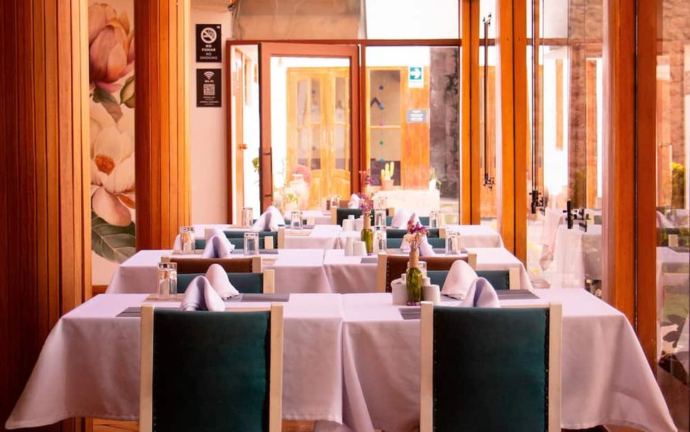 Restaurant Photo