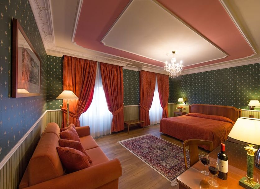 Bedroom Photo