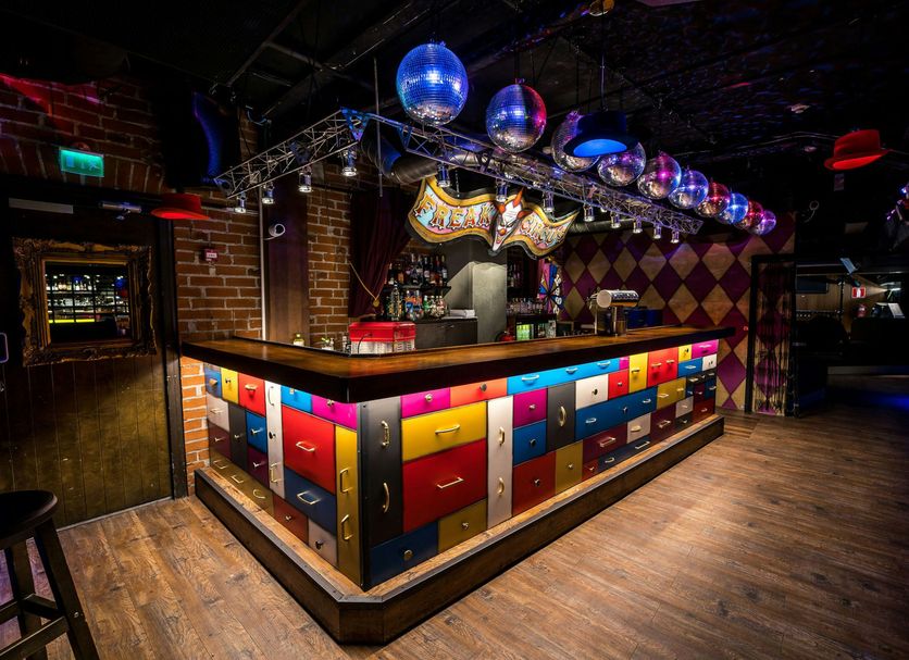 Bar Photo