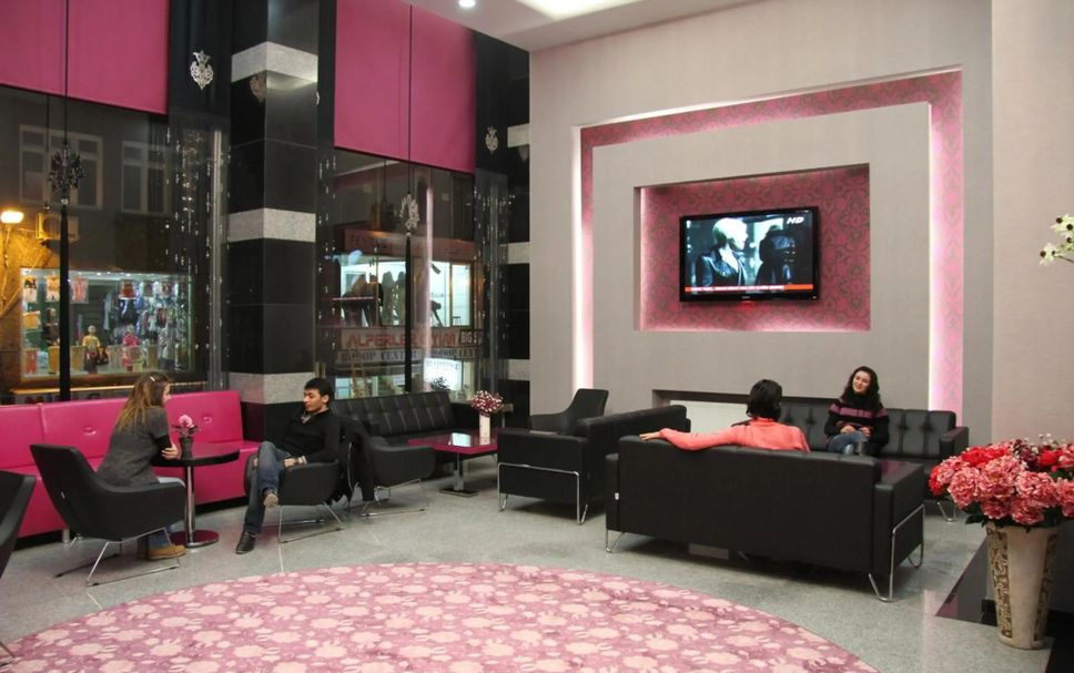 Lounge Photo