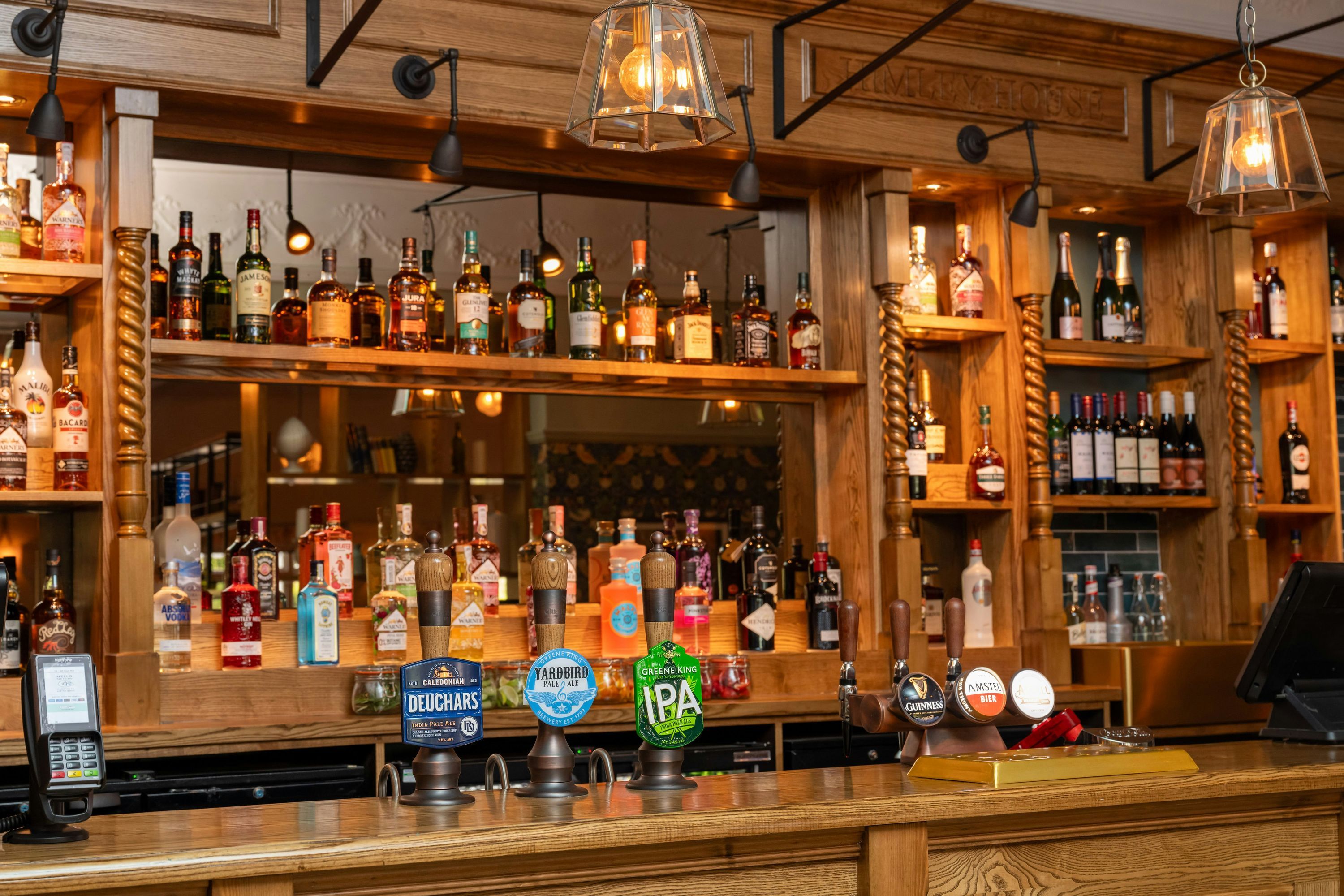 Bar