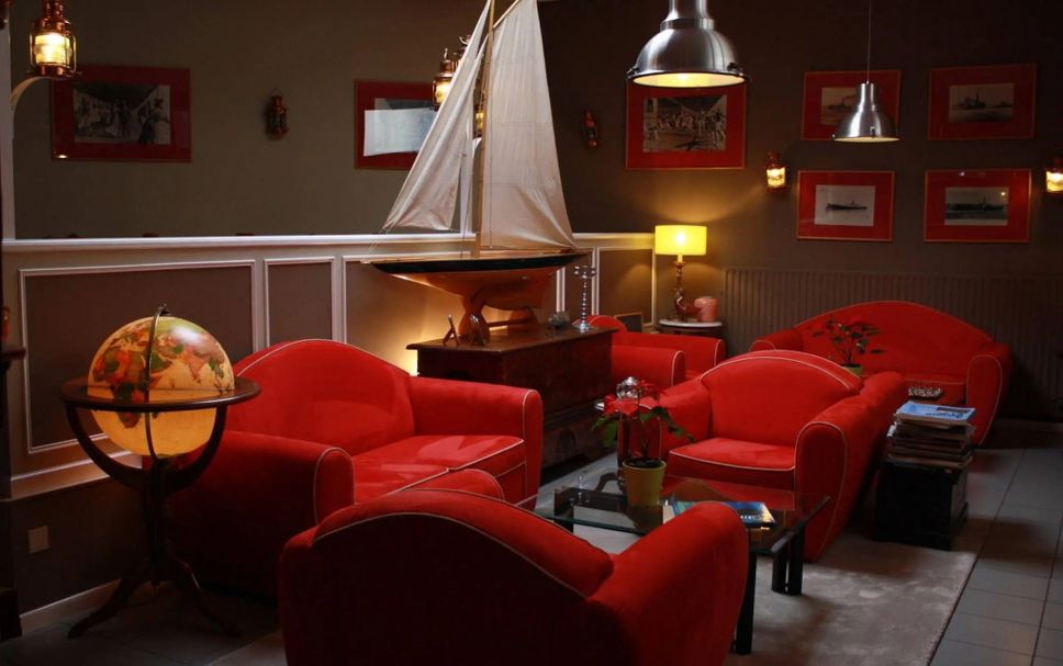 Lounge Photo