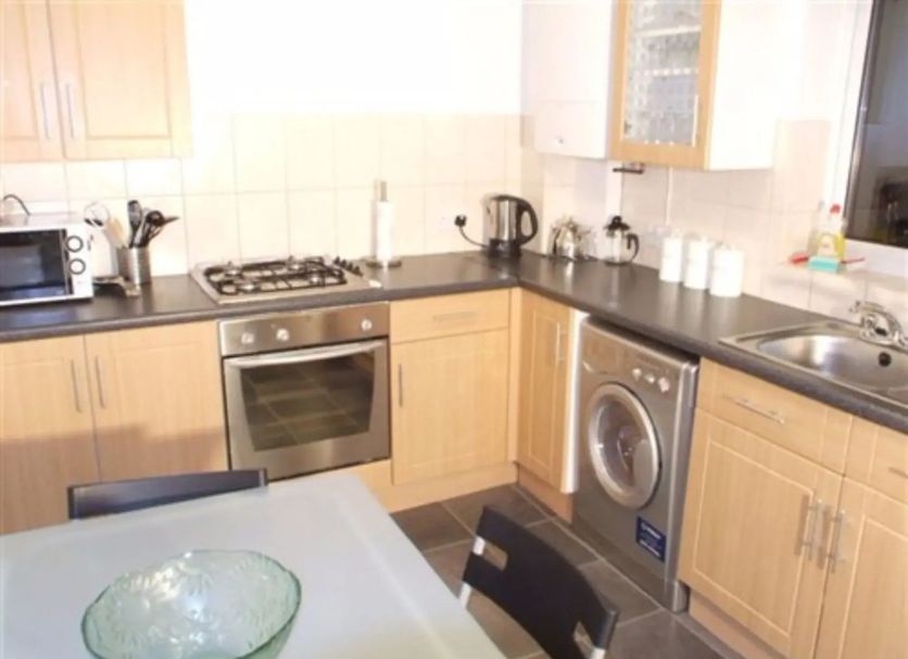 Kitchen Photo