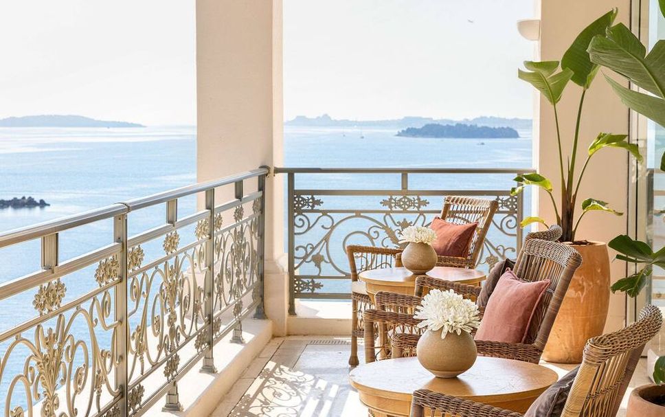 Balcony Photo