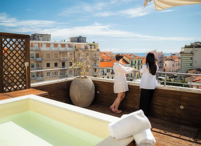 Balcony Photo