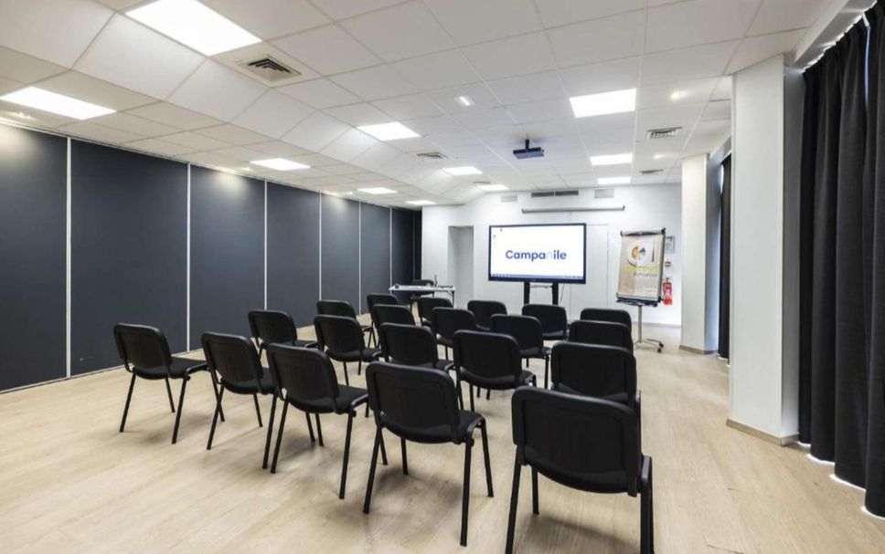 Conference room Photo