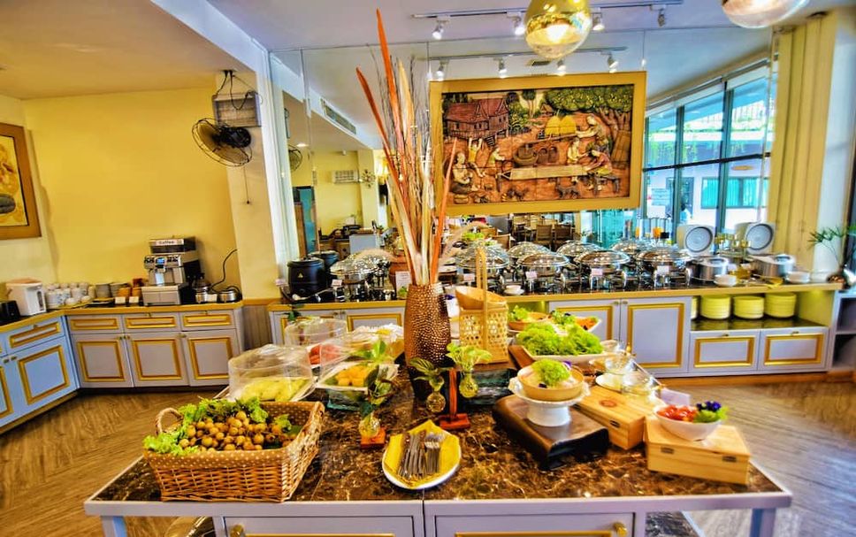 Buffet Photo
